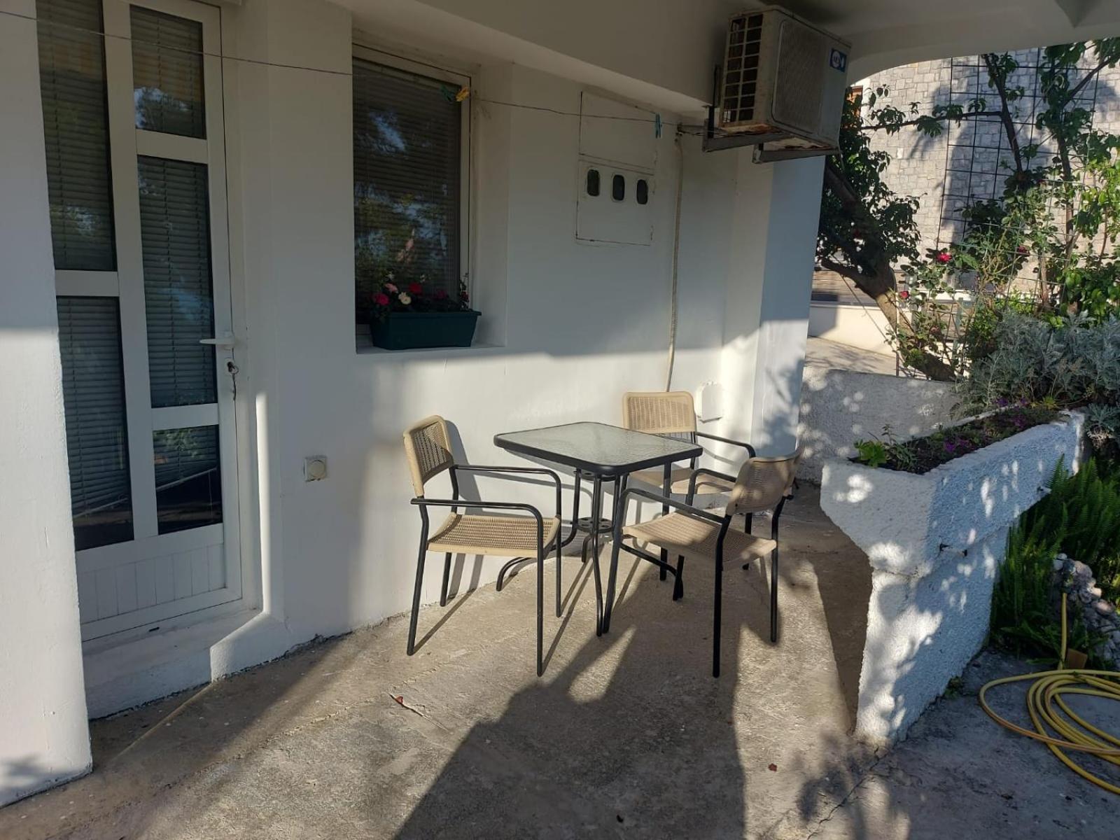 Apartmani Sunce บาร์ ห้อง รูปภาพ